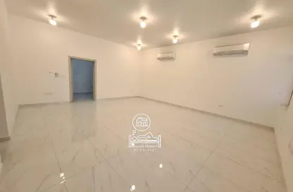 Apartment - 3 Bedrooms - 2 Bathrooms for rent in Mohamed Bin Zayed City - Abu Dhabi