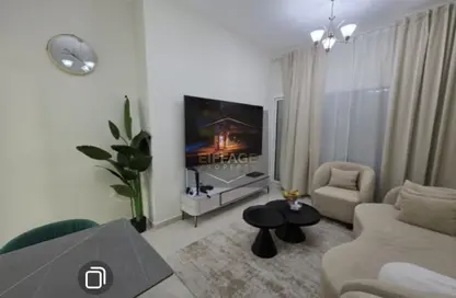 Apartment - 2 Bedrooms - 2 Bathrooms for sale in Emirates City - Ajman