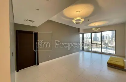 Empty Room image for: Apartment - 1 Bedroom - 2 Bathrooms for rent in Bahwan Tower Downtown - Downtown Dubai - Dubai, Image 1