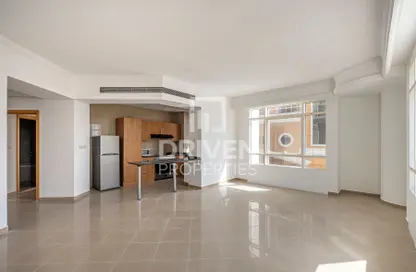 Apartment - 2 Bedrooms - 3 Bathrooms for sale in Marina Crown - Dubai Marina - Dubai
