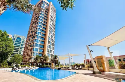 شقة - 3 غرف نوم - 5 حمامات للايجار في يونايتد سكوير - الخالدية - أبوظبي