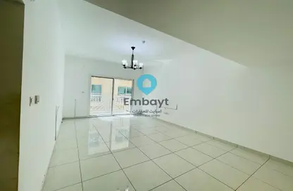 Empty Room image for: Apartment - 2 Bedrooms - 3 Bathrooms for rent in Jumeirah 1 - Jumeirah - Dubai, Image 1