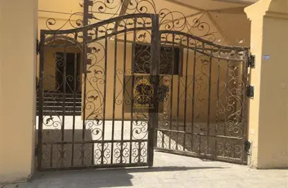 Villa - 3 Bedrooms - 3 Bathrooms for rent in Mohamed Bin Zayed City - Abu Dhabi