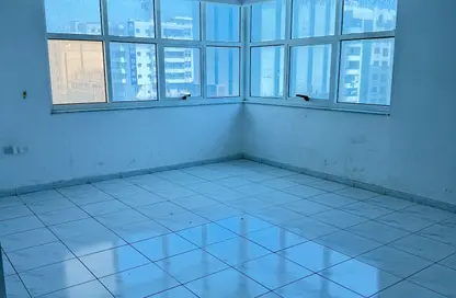 Apartment - 3 Bedrooms - 4 Bathrooms for rent in Downtown Fujairah - Fujairah