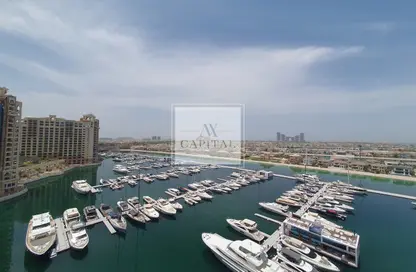Apartment - 2 Bedrooms - 2 Bathrooms for rent in Tiara Residences - Palm Jumeirah - Dubai