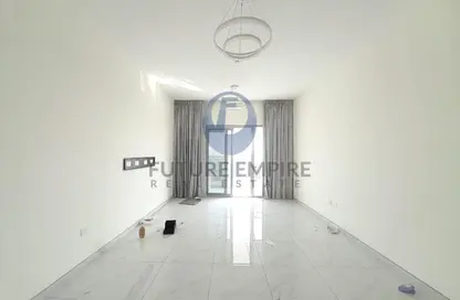 Apartment - 1 Bedroom - 2 Bathrooms for rent in Titanium Tower - Al Karama - Dubai