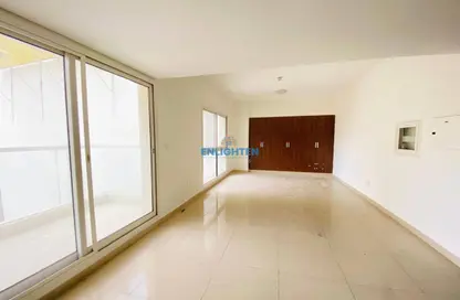 Apartment - Studio - 1 Bathroom for rent in Royal JVC Building - District 10 - Jumeirah Village Circle - Dubai