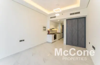Kitchen image for: Apartment - 1 Bathroom for sale in Samana Golf Avenue - Dubai Studio City - Dubai, Image 1