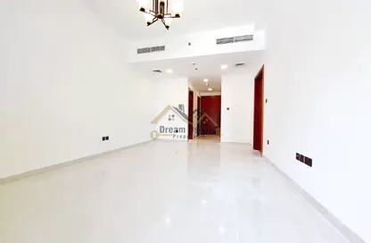 شقة - غرفة نوم - 2 حمامات للايجار في جداف فيوز - الجداف - دبي