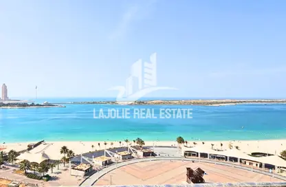 دوبلكس - 4 غرف نوم - 5 حمامات للايجار في شارع الكورنيش - أبوظبي