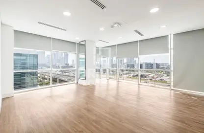 Office Space - Studio for rent in Emaar Business Park Building 4 - Emaar Business Park - Sheikh Zayed Road - Dubai Office Space - Studio for rent in Emaar Business Park Building 4 - Emaar Business Park - Sheikh Zayed Road - Dubai