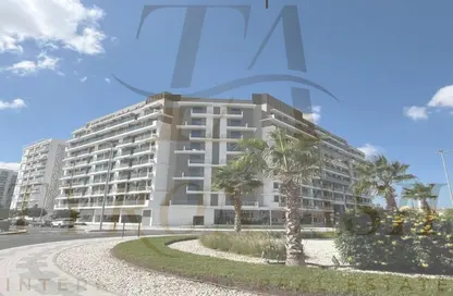 Apartment - 1 Bedroom - 2 Bathrooms for rent in Laya Heights - Dubai Studio City - Dubai