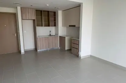 شقة - غرفة نوم - 2 حمامات للايجار في برج بارك فيلد 2 - بارك فيلد - دبي هيلز استيت - دبي