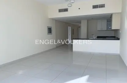 Apartment - 1 Bedroom - 2 Bathrooms for rent in Golf Panorama B - Golf Panorama - DAMAC Hills - Dubai