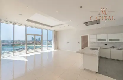 Kitchen image for: Apartment - 2 Bedrooms - 3 Bathrooms for sale in Aquamarine - Tiara Residences - Palm Jumeirah - Dubai, Image 1