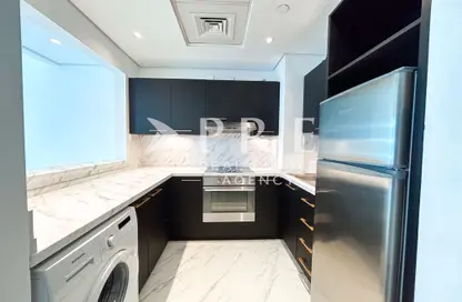 Apartment - 1 Bathroom for rent in Silverene Tower B - Silverene - Dubai Marina - Dubai