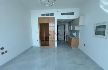 Apartment - Studio - 1 Bathroom for rent in Skyz by Danube - Arjan - Dubai