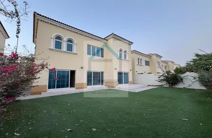 فيلا - 4 غرف نوم - 5 حمامات للايجار في التراث - جميرا بارك - دبي