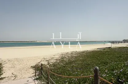 فيلا - 5 غرف نوم - 7 حمامات للبيع في HIDD السعديات - جزيرة السعديات - أبوظبي