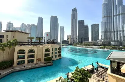 صورة لـ حوض سباحة شقة - غرفة نوم - 2 حمامات للايجار في سوق البحر - جزيرة المدينة القديمة - دبي وسط المدينة - دبي ، صورة رقم 1