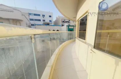 شقة - 2 غرف نوم - 3 حمامات للايجار في المطينة - ديرة - دبي