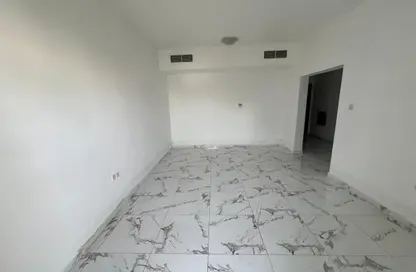 Apartment - 2 Bedrooms - 2 Bathrooms for rent in Al Rashidiya Towers - Al Rashidiya - Ajman Downtown - Ajman