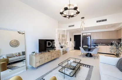 Living / Dining Room image for: Apartment - 3 Bedrooms - 3 Bathrooms for sale in Burj Crown - Downtown Dubai - Dubai, Image 1