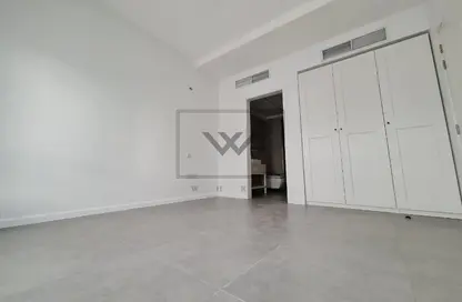 Villa - 4 Bedrooms - 6 Bathrooms for rent in Westar Crest Townhouses - Jumeirah Village Circle - Dubai