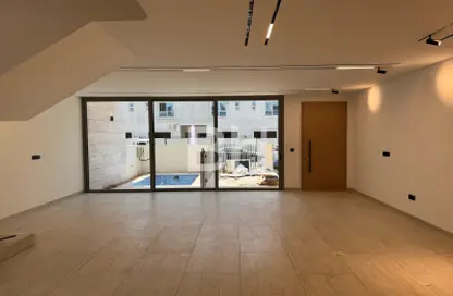 Townhouse - 4 Bedrooms - 5 Bathrooms for rent in Le Parc Homes - Jumeirah Village Circle - Dubai