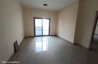 Apartment - 2 Bedrooms - 2 Bathrooms for rent in Thuraya Al Majaz Building - Al Majaz 3 - Al Majaz - Sharjah