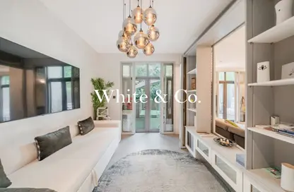 شقة - 2 غرف نوم - 3 حمامات للبيع في التاجر ريزيدنس - جزيرة المدينة القديمة - المدينة القديمة - دبي وسط المدينة - دبي شقة - 2 غرف نوم - 3 حمامات للبيع في التاجر ريزيدنس - جزيرة المدينة القديمة - المدينة القديمة - دبي وسط المدينة - دبي