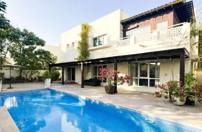 Villa - 4 Bedrooms - 5 Bathrooms for rent in Meadows 5 - Meadows - Dubai