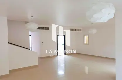 Villa - 5 Bedrooms - 6 Bathrooms for sale in Arabian Style - Al Reef Villas - Al Reef - Abu Dhabi