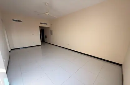 شقة - 2 غرف نوم - 2 حمامات للايجار في الجرف 3 - الجرف - عجمان وسط المدينة - عجمان