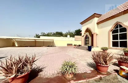 Villa - 4 Bedrooms - 7 Bathrooms for rent in Al Barsha 3 Villas - Al Barsha 3 - Al Barsha - Dubai