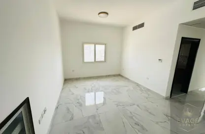Apartment - 2 Bedrooms - 2 Bathrooms for rent in Al Jurf 3 - Al Jurf - Ajman Downtown - Ajman
