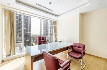 Office Space - Studio - 1 Bathroom for rent in The Burlington - Business Bay - Dubai
