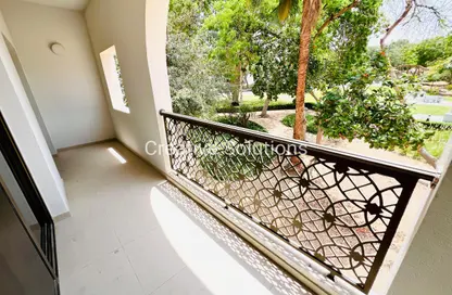 Apartment - 2 Bedrooms - 2 Bathrooms for rent in The Gardens Buildings - The Gardens - Dubai