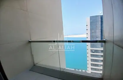 صورة لـ حوض سباحة شقة - 2 غرف نوم - 3 حمامات للايجار في برج الشمس - شمس أبوظبي - جزيرة الريم - أبوظبي ، صورة رقم 1