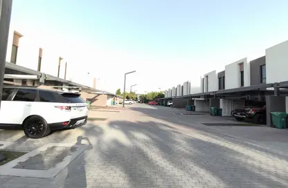 Townhouse - 2 Bedrooms - 4 Bathrooms for rent in Sarab 2 - Aljada - Sharjah