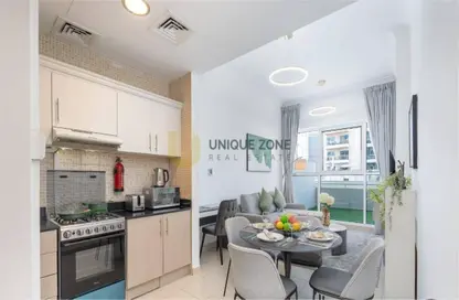 شقة - غرفة نوم - 2 حمامات للايجار في برج ماي فير - الخليج التجاري - دبي