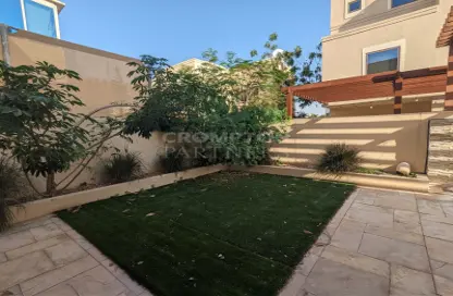 Villa - 3 Bedrooms - 4 Bathrooms for sale in Qattouf Community - Al Raha Gardens - Abu Dhabi
