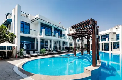 Townhouse - 4 Bedrooms - 5 Bathrooms for rent in Palma Residences - Palm Jumeirah - Dubai