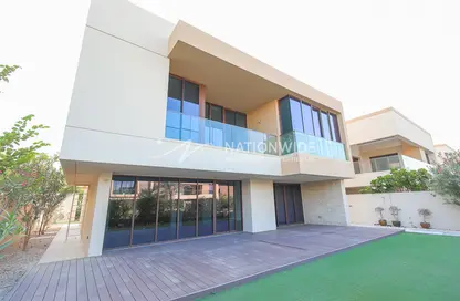 Outdoor House image for: Villa - 5 Bedrooms - 6 Bathrooms for rent in HIDD Al Saadiyat - Saadiyat Island - Abu Dhabi, Image 1