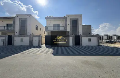Villa - 5 Bedrooms - 6 Bathrooms for sale in Al Yasmeen 1 - Al Yasmeen - Ajman