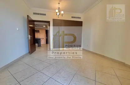 Apartment - 1 Bedroom - 1 Bathroom for rent in Zumurud Building - Al Barsha 1 - Al Barsha - Dubai