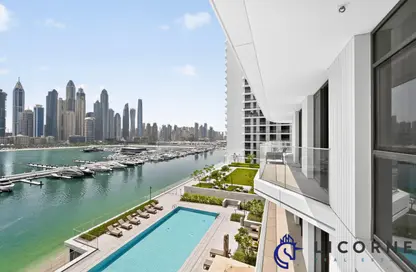 Apartment - 2 Bedrooms - 2 Bathrooms for rent in Palace Beach Residence - EMAAR Beachfront - Dubai Harbour - Dubai