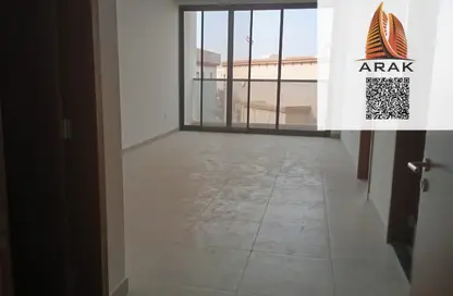 شقة - غرفة نوم - 2 حمامات للايجار في الجرف 2 - الجرف - عجمان وسط المدينة - عجمان