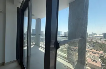 Apartment - 1 Bedroom - 2 Bathrooms for rent in Central Park Tower - Jumeirah Village Circle - Dubai
