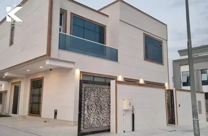 Apartment - 4 Bedrooms - 7 Bathrooms for sale in Hoshi 1 - Hoshi - Al Badie - Sharjah